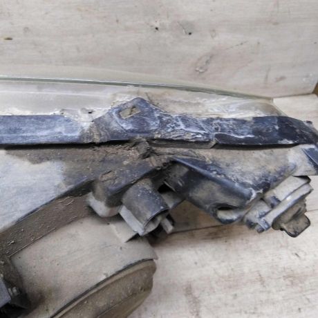 fara-peredniaia-pravaia-peugeot-307-dorestailing-art-89646-big-3