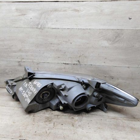 fara-peredniaia-pravaia-toyota-camry-v40-art-89661-big-6