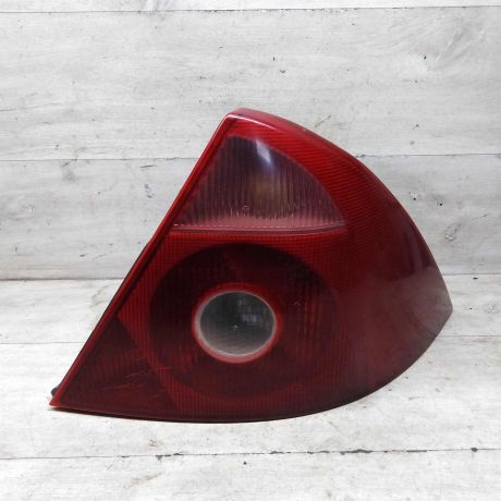 fonar-zadnii-pravyi-ford-mondeo-3-art-89667-big-0