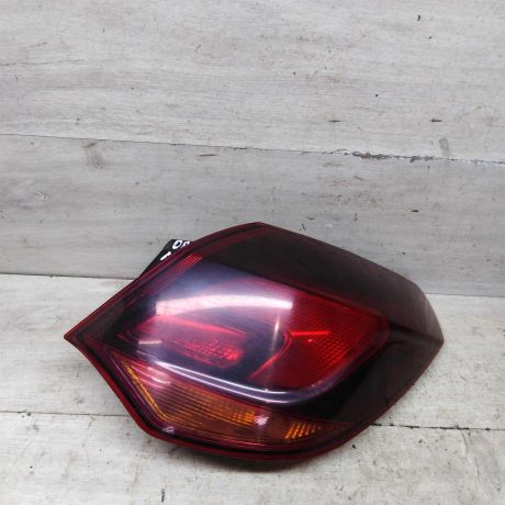 fonar-zadnii-pravyi-opel-astra-j-art-89806-big-0