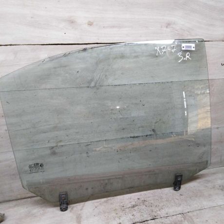 steklo-dveri-zadnee-pravoe-hyundai-elantra-iii-art-89839-big-0