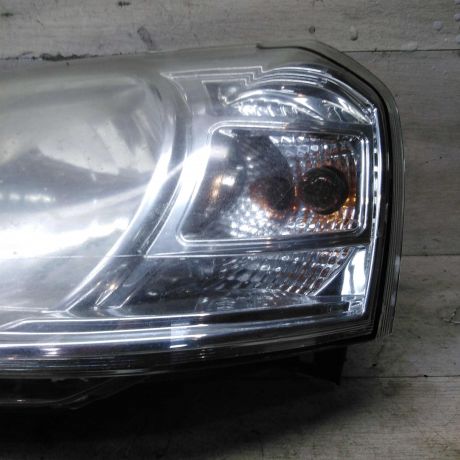 fara-peredniaia-levaia-renault-logan-i-art-90319-big-1