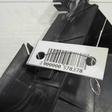 zabornik-vozduxa-pravyi-skoda-yeti-i-art-90730-big-1