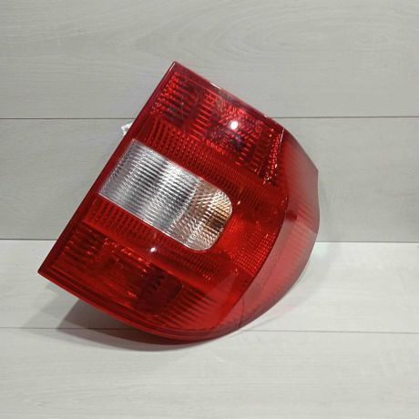 fonar-zadnii-pravyi-skoda-yeti-i-dorestailing-art-90816-big-0