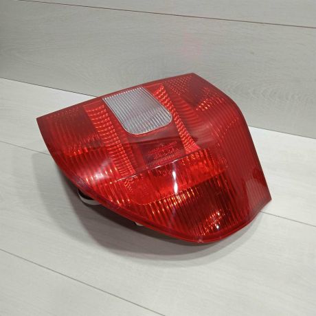 fonar-zadnii-pravyi-skoda-yeti-i-dorestailing-art-90816-big-3