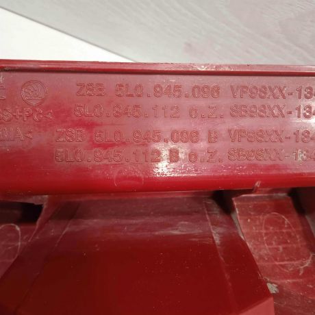 fonar-zadnii-pravyi-skoda-yeti-i-dorestailing-art-90816-big-2