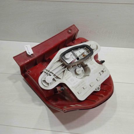 fonar-zadnii-pravyi-skoda-yeti-i-dorestailing-art-90816-big-1