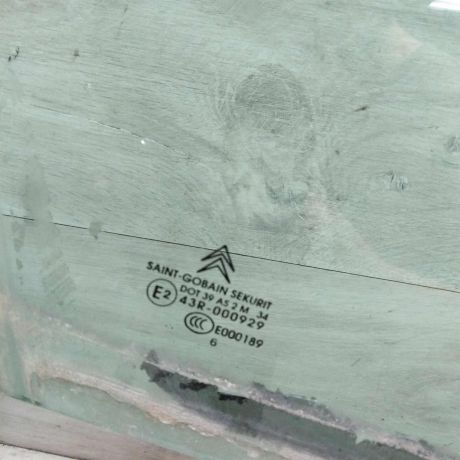 steklo-dveri-perednee-pravoe-citroen-c4-i-kupe-art-91378-big-3