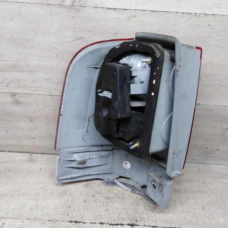 fonar-zadnii-pravyi-ford-galaxy-rest-art-91382-big-2