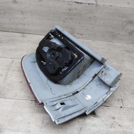 fonar-zadnii-pravyi-ford-galaxy-rest-art-91382-big-6