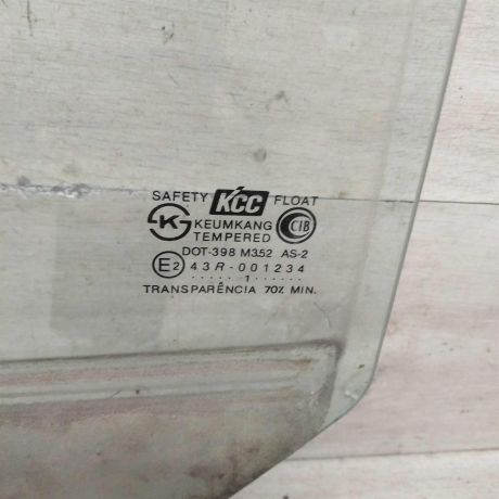 steklo-dveri-zadnee-levoe-hyundai-santa-fe-i-art-91967-big-3