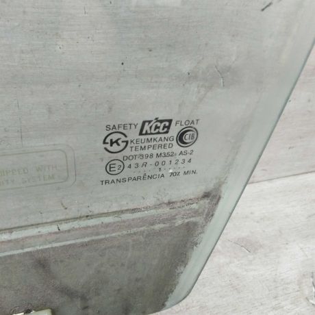 steklo-dveri-perednee-levoe-hyundai-santa-fe-i-art-91999-big-1