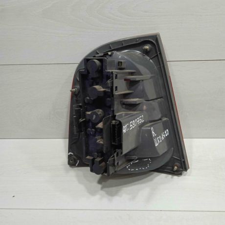 fonar-zadnii-pravyi-skoda-octavia-i-a4-dorestailing-art-92515-big-1
