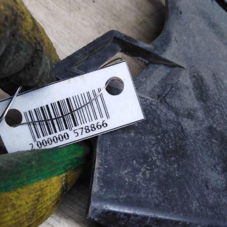 zabornik-vozduxa-centralnyi-renault-megane-iii-art-92533-big-3