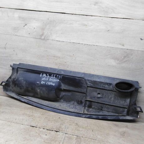 zabornik-vozduxa-centralnyi-renault-megane-iii-art-92533-big-2