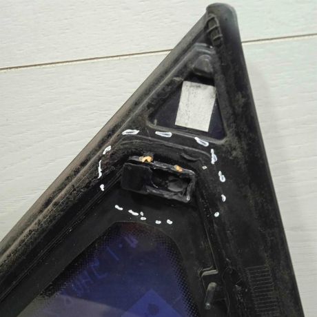 steklo-gluxoe-zadnee-levoe-fortocka-kia-ceed-i-art-92587-big-1