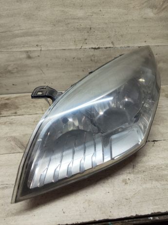 fara-peredniaia-levaia-renault-megane-iii-art-92630-big-1