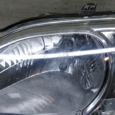 fara-peredniaia-levaia-renault-logan-i-art-92888-big-2