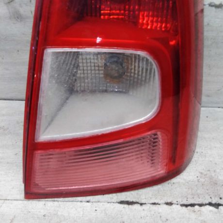 fonar-zadnii-pravyi-renault-logan-i-art-92889-big-3