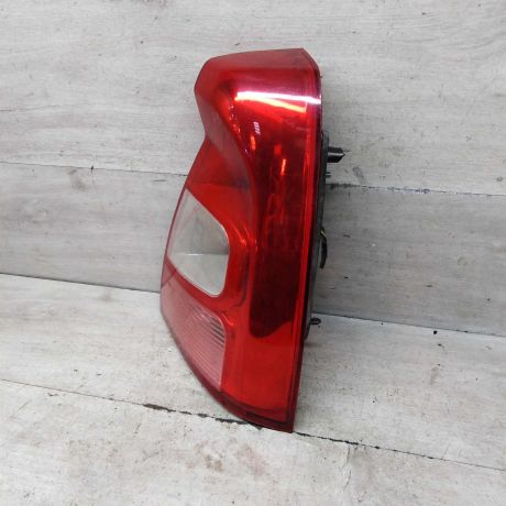 fonar-zadnii-pravyi-renault-logan-i-art-92889-big-4