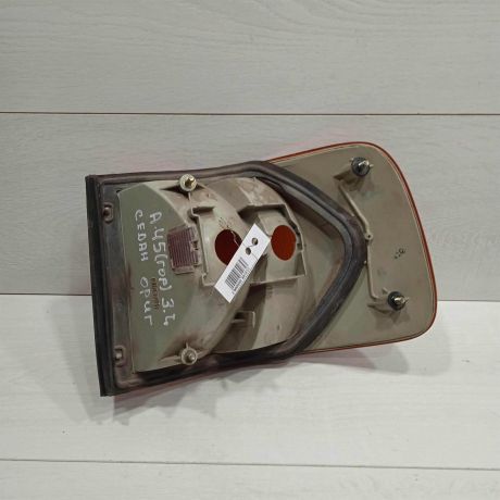 fonar-zadnii-levyi-audi-100-c4-art-92905-big-1