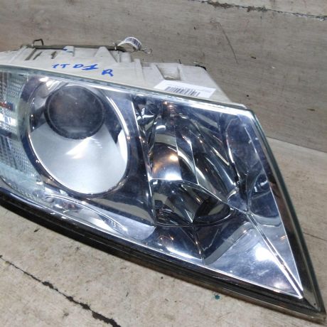 fara-peredniaia-pravaia-skoda-octavia-a5-dorestailing-art-92940-big-5