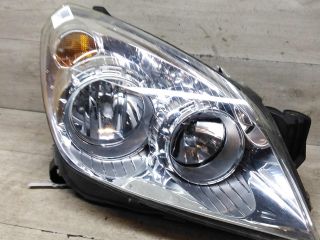 fara-peredniaia-pravaia-opel-astra-h-art-92945