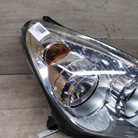 fara-peredniaia-pravaia-opel-astra-h-art-92945-big-2