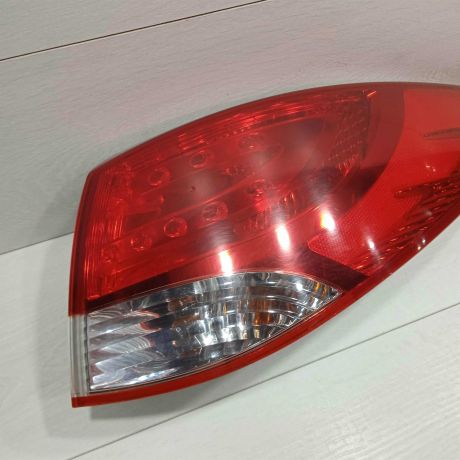 fonar-zadnii-pravyi-hyundai-ix35-i-art-92955-big-4