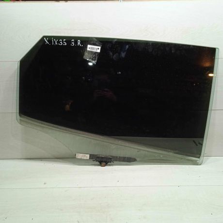 steklo-dveri-zadnee-pravoe-hyundai-ix35-i-art-92974-big-0