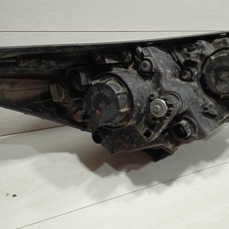 fara-peredniaia-levaia-hyundai-ix35-i-art-93343-big-2