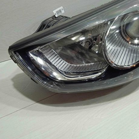 fara-peredniaia-levaia-hyundai-ix35-i-art-93343-big-1