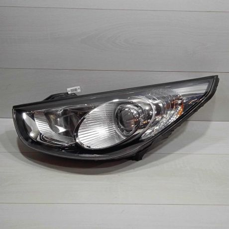 fara-peredniaia-levaia-hyundai-ix35-i-art-93343-big-0