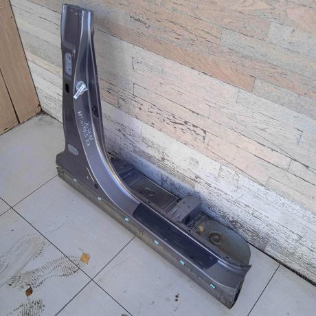 porog-pravyi-stoika-centralnaia-hyundai-ix35-i-art-93407-big-2