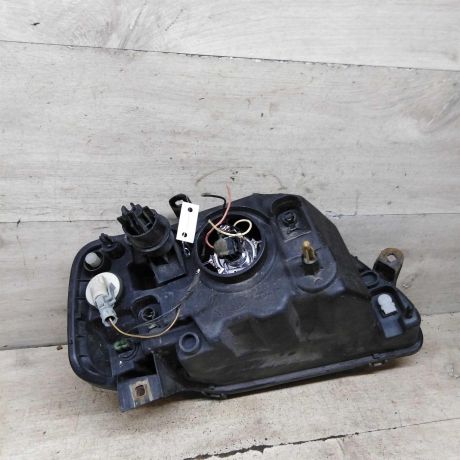 fara-peredniaia-levaia-renault-logan-i-lada-largus-art-94398-big-1