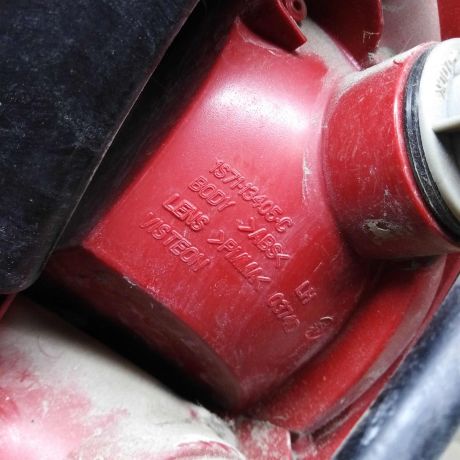 fonar-zadnii-levyi-ford-mondeo-3-universal-art-94461-big-2