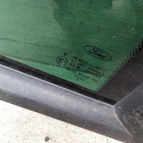 steklo-gluxoe-zadnee-levoe-fortocka-ford-mondeo-3-art-94713-big-1