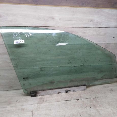 steklo-dveri-perednee-pravoe-opel-astra-h-dorestailing-art-95012-big-0