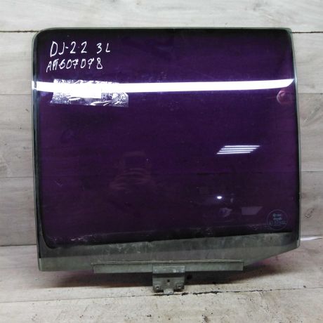 steklo-dveri-zadnee-levoe-volkswagen-jetta-ii-art-95073-big-0