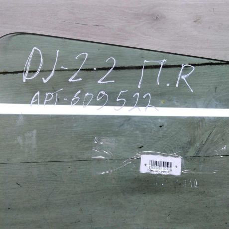 steklo-dveri-perednee-pravoe-volkswagen-jetta-2-volkswagen-golf-2-art-95083-big-2