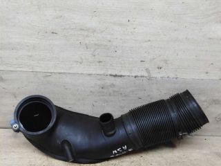 patrubok-vozduxovoda-audi-a4-b6-art-95120