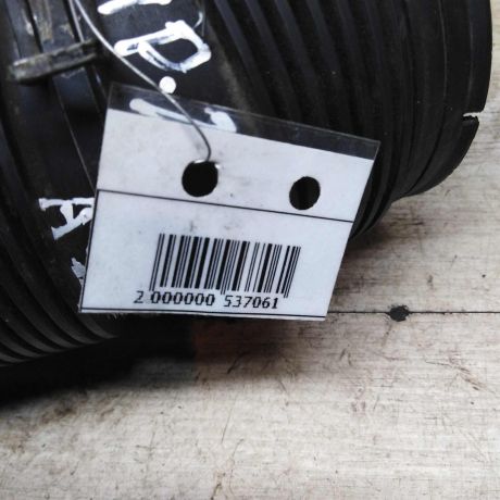 patrubok-vozduxovoda-audi-a4-b6-art-95120-big-3