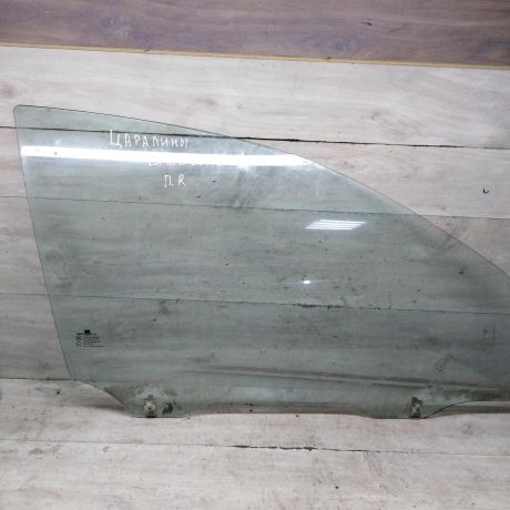 steklo-dveri-perednee-pravoe-chevrolet-aveo-t200-carapiny-art-95159-big-0