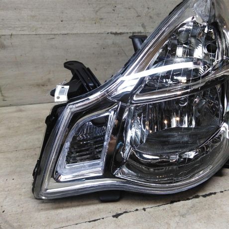 fara-peredniaia-levaia-nissan-almera-g15-art-95225-big-4