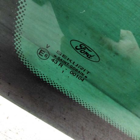 steklo-gluxoe-zadnee-levoe-universal-bagaznika-ford-mondeo-3-art-95615-big-2