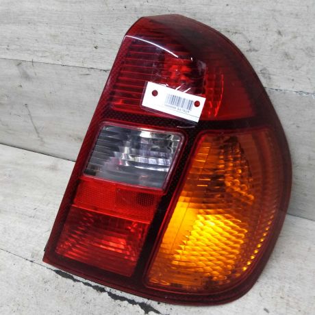 fonar-zadnii-pravyi-renault-symbol-i-art-95939-big-4