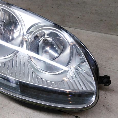 fara-peredniaia-pravaia-volkswagen-jetta-5-volkswagen-golf-5-art-95982-big-4