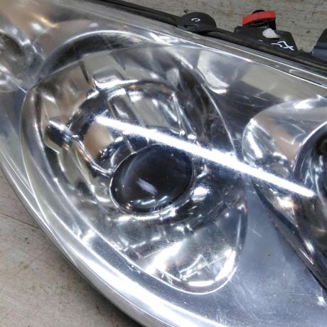 fara-peredniaia-pravaia-peugeot-307-rest-art-95983-big-1