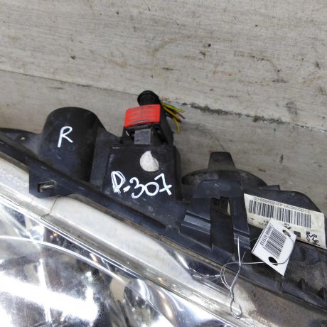 fara-peredniaia-pravaia-peugeot-307-rest-art-95983-big-6