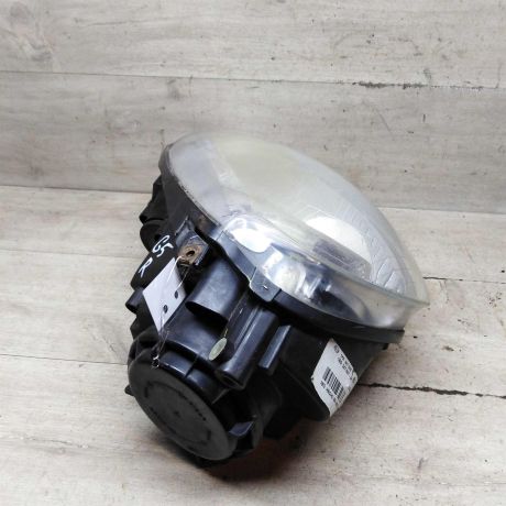 fara-peredniaia-pravaia-volkswagen-jetta-5-volkswagen-golf-5-art-95998-big-4